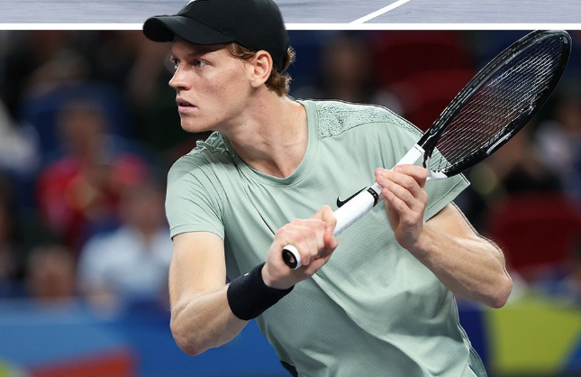Sinner vence na estreia do Master 1000 de Xangai e atinge marca histórica