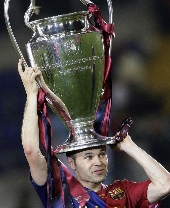 Lenda do Barcelona, Iniesta anuncia aposentadoria aos 40 anos