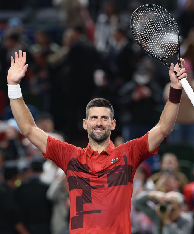 Tênis: Djokovic supera italiano em Xangai e dá mais um passo rumo ao 100º título