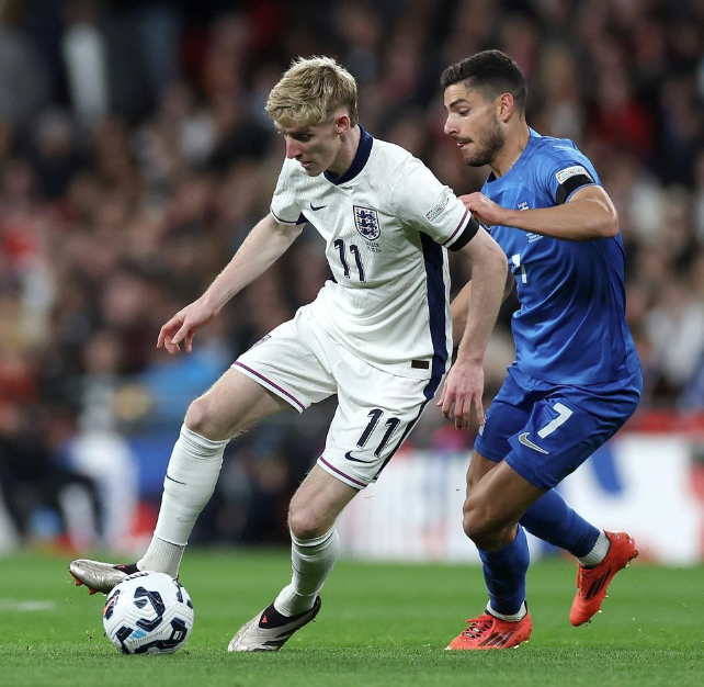 Inglaterra é derrotada pela Grécia e perde invencibilidade na Liga das Nações