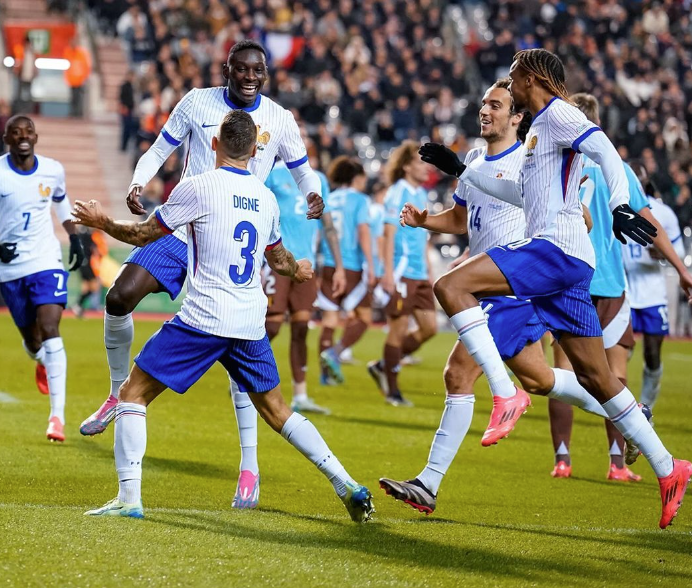 Kolo Muani marca duas vezes, e França supera a Bélgica pela Liga das Nações
