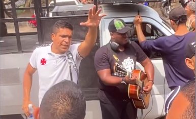 Vasco x Atlético: Daciolo celebra culto em São Januário antes de 'decisão'