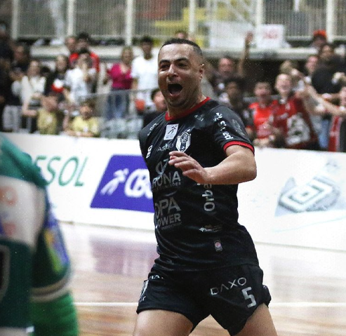 Joinville supera o Marreco e conquista vaga nas quartas da Liga Nacional de Futsal