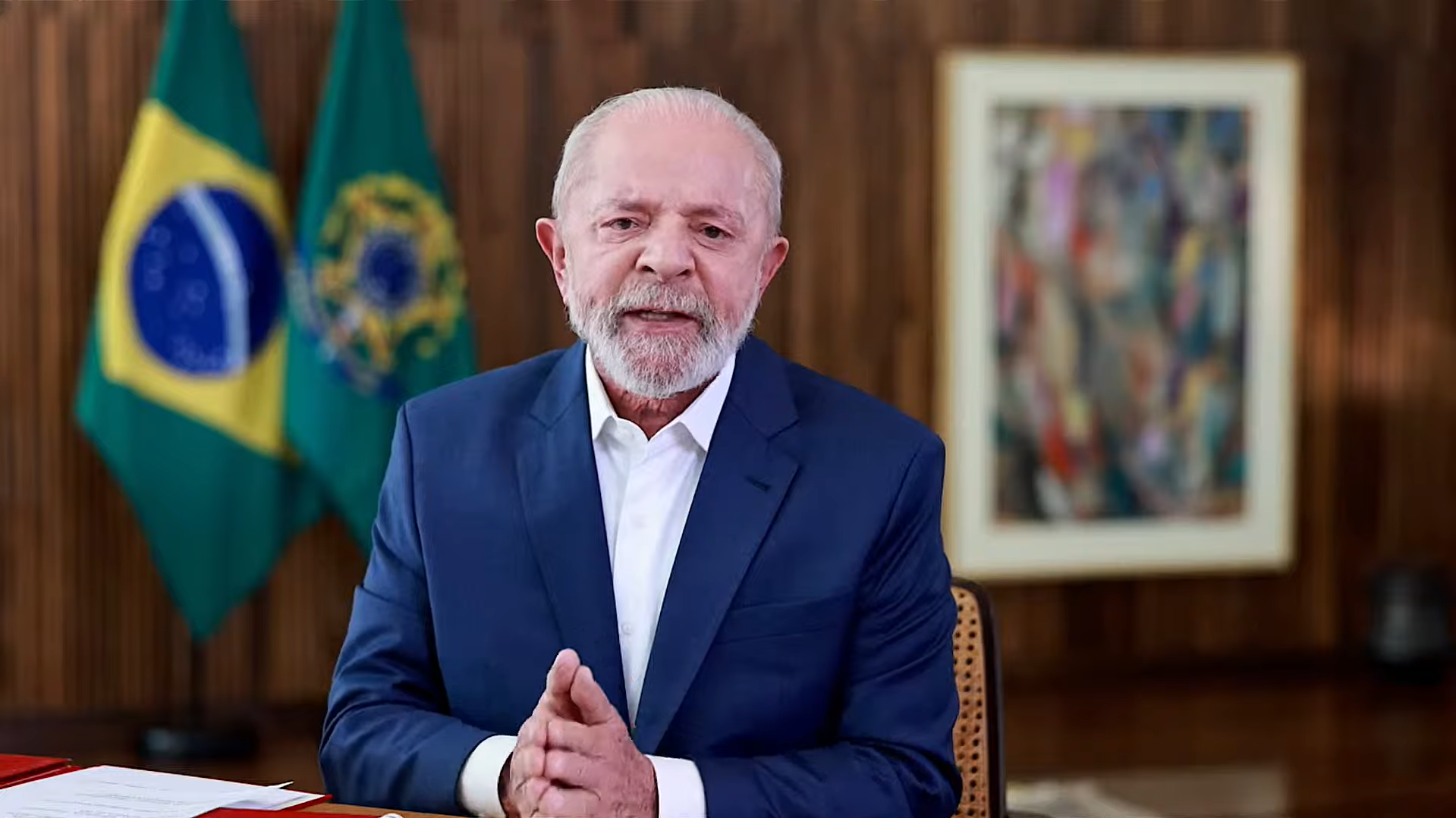Em discurso no Brics, Lula declara apoio a moeda para substituir hegemonia do dólar