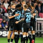 Em duelo equilibrado, Leverkusen e Brest empatam pela Champions League