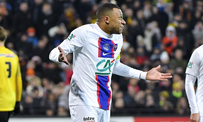 Mbappé cobra PSG na Justiça por dívida milionária, e clube diz que não pagará