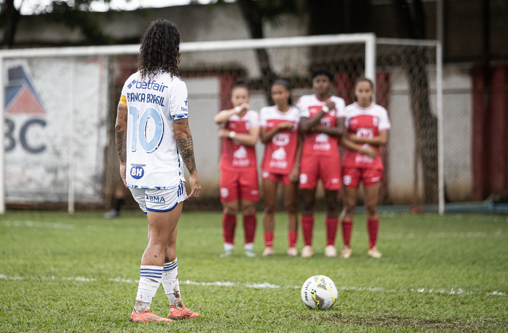 Cruzeiro e América entram em campo de olho na final do Mineiro Feminino