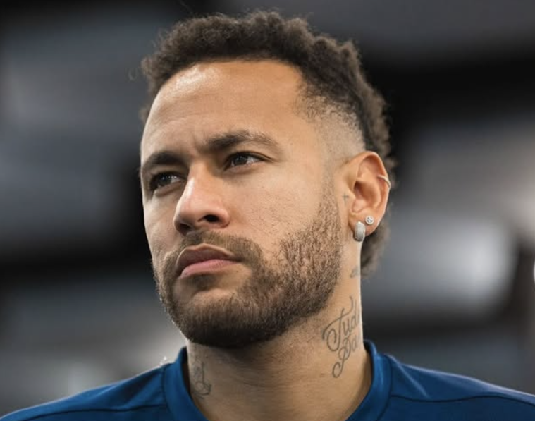 Apresentador da Globo rebate Neymar após ser chamado de 'fanfarrão'