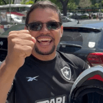 Torcedor do Botafogo vai de Manaus a Buenos Aires de moto para ver final da Libertadores