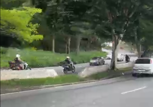Adolescente é apreendido após perseguição na contramão da Av. Nossa Senhora do Carmo, em BH