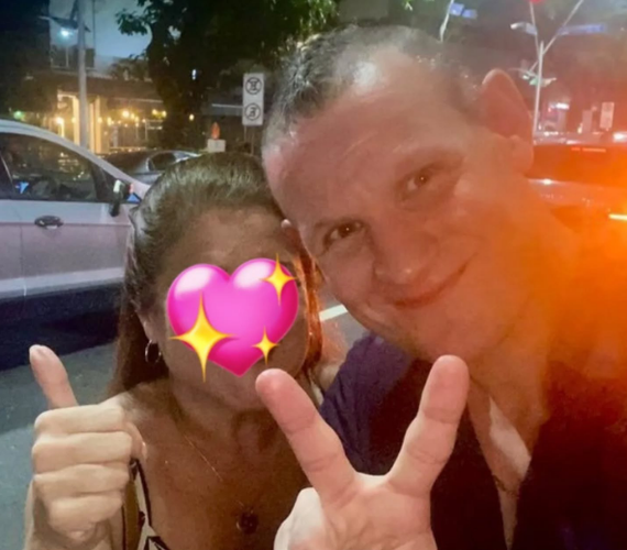 Matt Smith passando festas de Ano Novo no Brasil