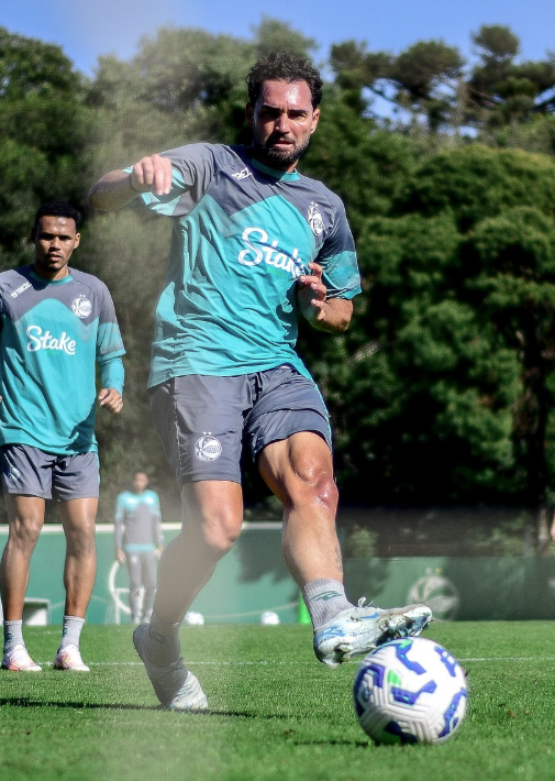 Gilberto é uma das armas do Juventude para tentar superar o Atlético pelo Brasileirão