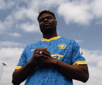 Nova camisa do Wolves faz alusão do Brasil