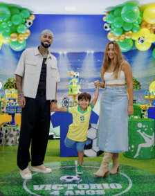 Alexander Barboza, do Botafogo, faz festa temática para filho