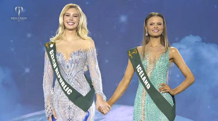 República Tcheca (Miss Terra) e Islândia (Miss Ar) República Tcheca (Miss Terra) e Islândia (Miss Ar)