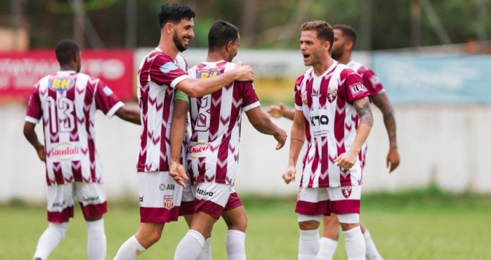 Gol de Douglas, do Torino