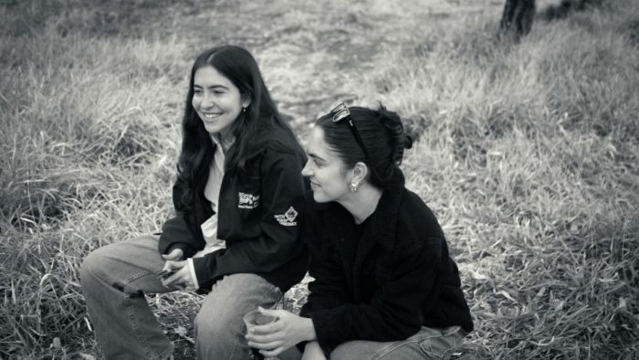 Gabriela Barbosa (esq.) e Mariana Barbosa (dir.), irmãs criadoras do 'No Comply'