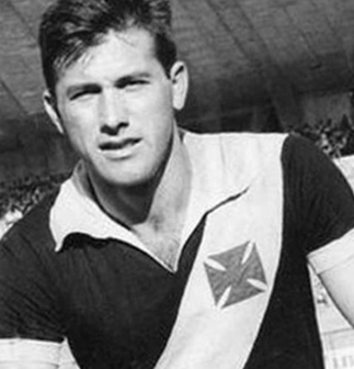 Capitão da Seleção em 1958, Bellini é considerado ídolo do Vasco