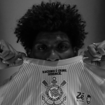 Corinthians prepara ação antirracista para jogo contra o Cruzeiro pelo Brasileirão