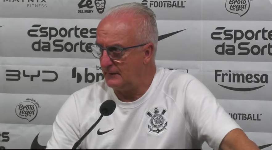 Dorival ironiza calendário após empate entre Cruzeiro e Corinthians: 'Bom senso'