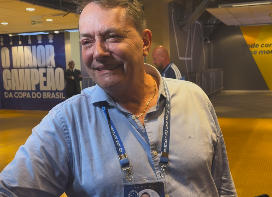 Pedrinho reage ao empate do Cruzeiro no Mineirão: 'Faca no coração'