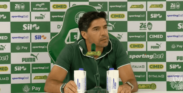 Abel Ferreira em coletiva após vitória do Palmeiras sobre o Fluminense