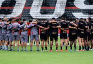 Pouso Alegre chega a BH para decisão contra o Cruzeiro e treinará em clube do Atlético