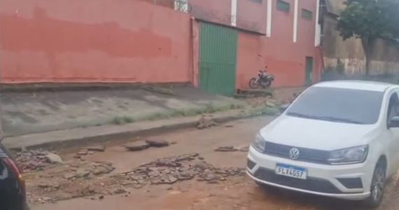 Vale do Jatobá, no Barreiro, após a chuva