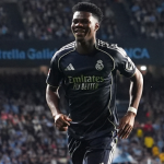 Real Madrid marca no último minuto, vence Celta e cola no Barcelona no Espanhol