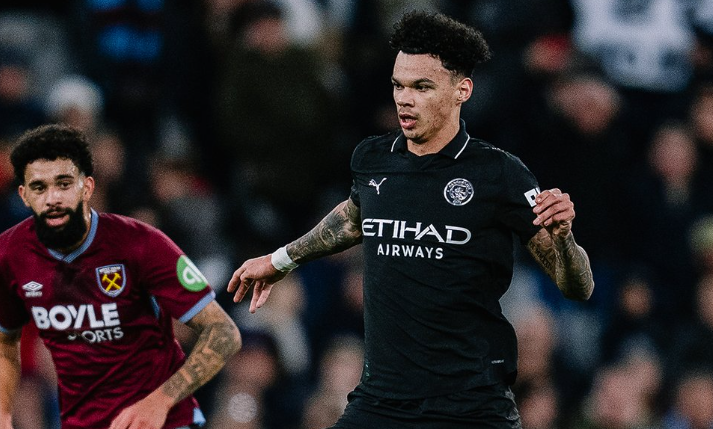 Manchester City empata com o West Ham e vê distância para o líder Arsenal aumentar