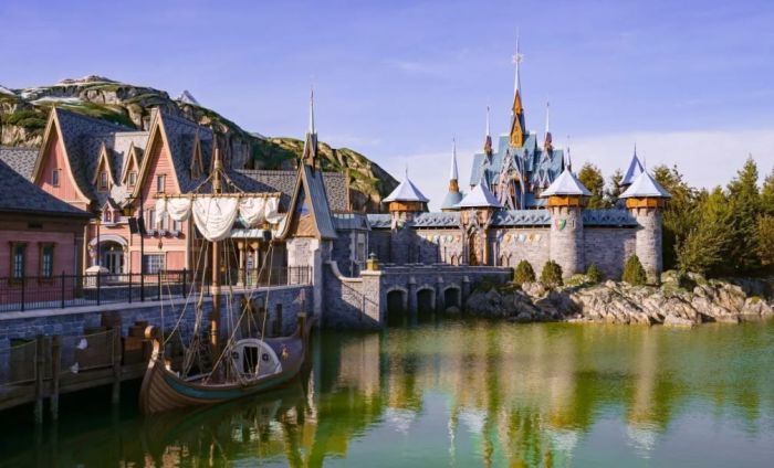 World of Frozen terá atração familiar, espetáculo diurno, taverna e lojas