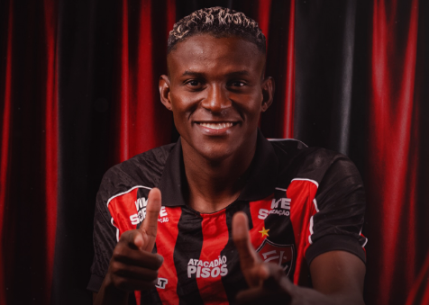 Vitória anuncia contratação de jovem destaque da Juazeirense no Campeonato Baiano