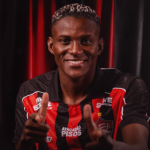 Vitória anuncia contratação de jovem destaque da Juazeirense no Campeonato Baiano