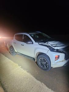 Caminhonete L200 Triton, pertencente à Prefeitura de Ninheiras, envolvida no acidente fatal
