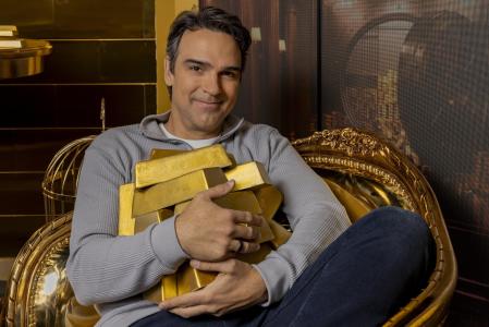 Tadeu Schmidt, apresentador do BBB 26