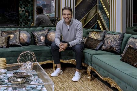 Tadeu Schmidt, apresentador do BBB 26