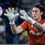 Vai jogar contra o Lanús? Cássio, do Cruzeiro, fala sobre dores na coxa