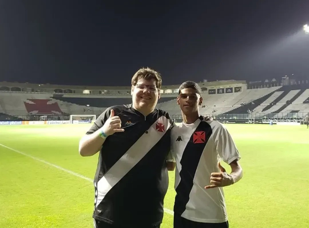 Cazé doa dinheiro para 'festa' do Vasco contra o Atlético; veja valor