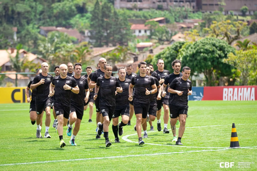 CBF inicia programa de profissionalização da arbitragem e envia contratos a árbitros