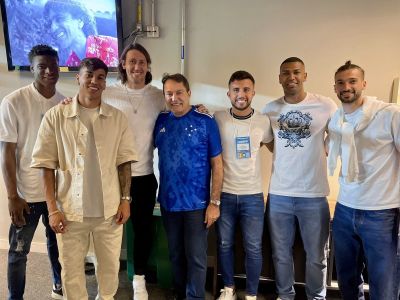 Torcida do Cruzeiro no Mineirão durante jogo em 2025