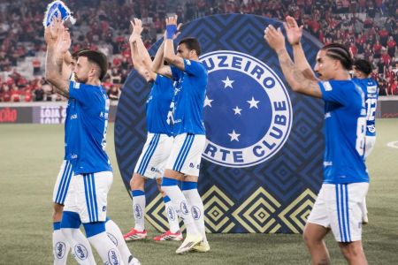 Time do Cruzeiro para duelo com Athletico-PR no Brasileirão 2026