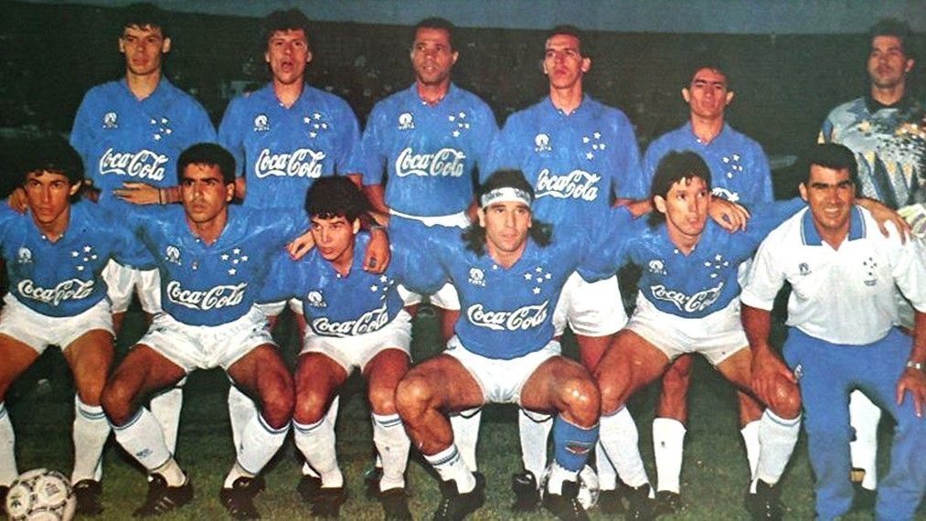 Técnico e fazendeiro: por onde anda o time do Cruzeiro campeão sobre o Racing em 1992