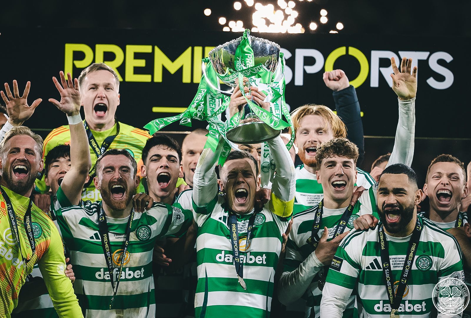 Celtic vence Rangers nos pênaltis e conquista Copa da Liga da Escócia