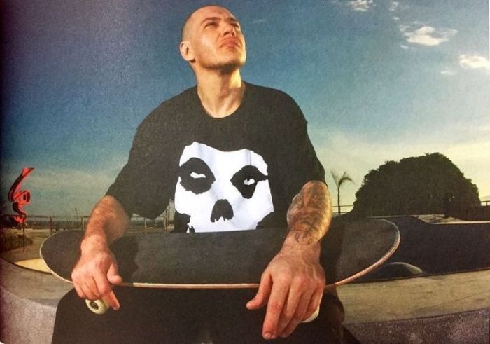 Chorão o poeta urbano que traduziu gerações com o Charlie Brown Jr.