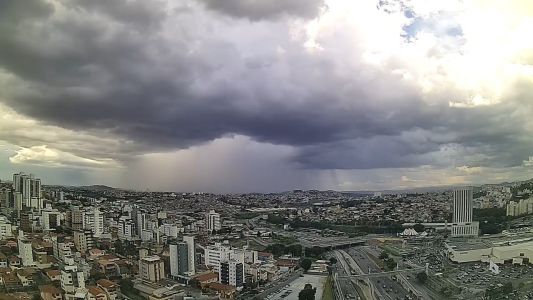 BH está em alerta de pancadas de chuva