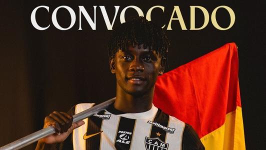 Cissé com a bandeira de Guiné