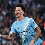 Goleiro falha, City vence o Arsenal e conquista a Copa da Liga Inglesa