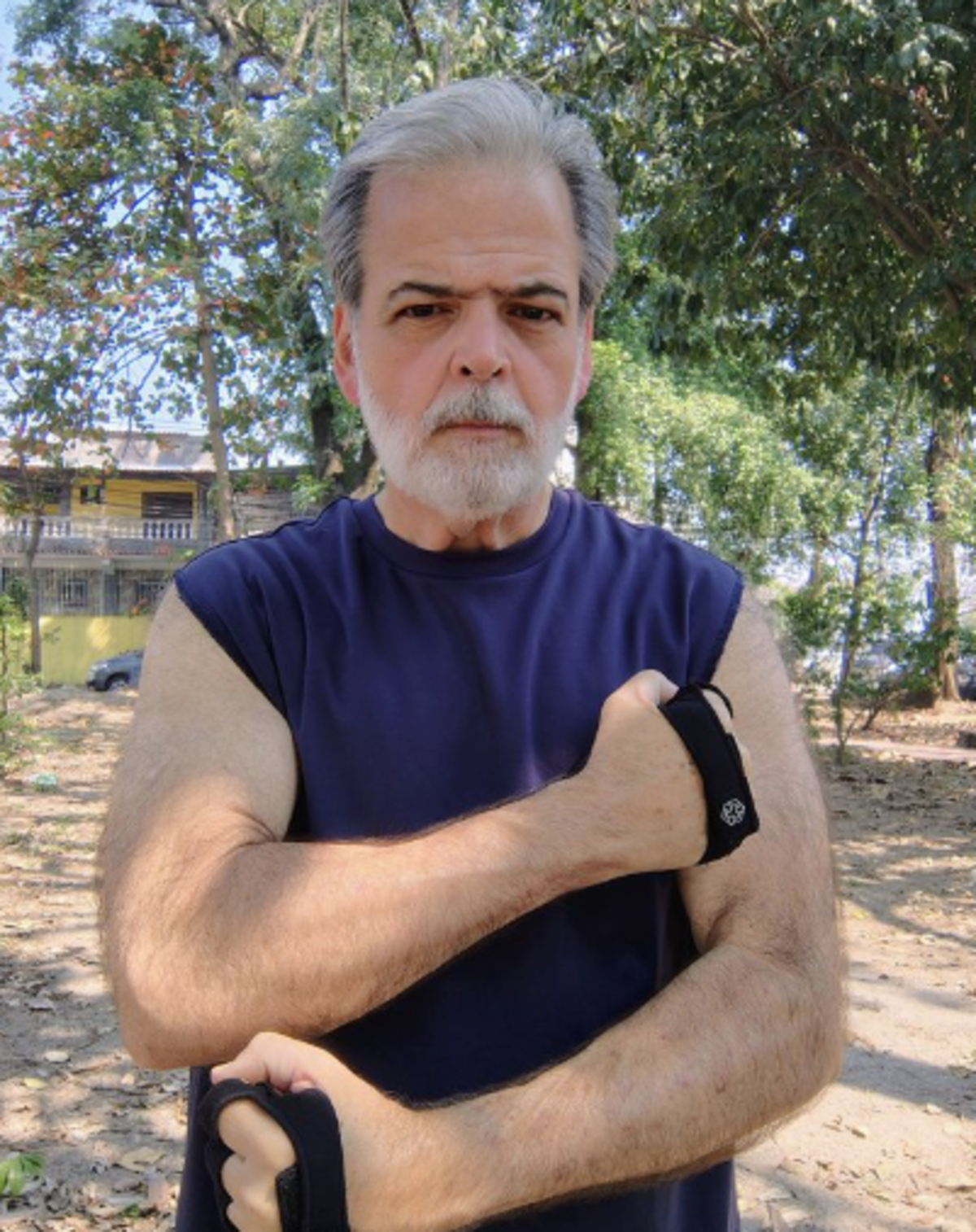 Ex-ator da Globo pede pix aos seguidores após novo diagnóstico e internação