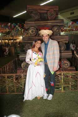 Preta Gil e Edu Guedes em Festa Junina no ano de 2007