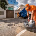 Após reclamações de moradores, nova empresa de limpeza urbana inicia atividades em Coronel Fabriciano